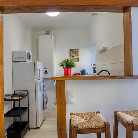 Apartment 2 Pieces, Charmant, Central, Climatise,