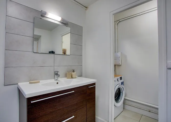 2 Pièces, Charmant, Central, Climatisé, Amorada