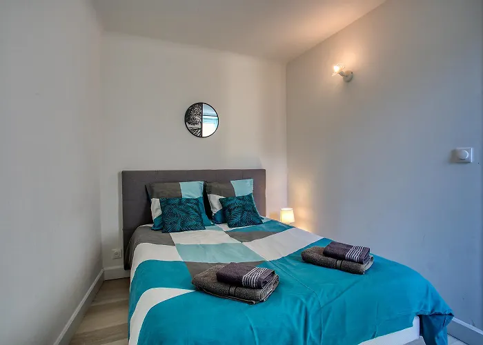 2 Pièces, Charmant, Central, Climatisé, Amorada *